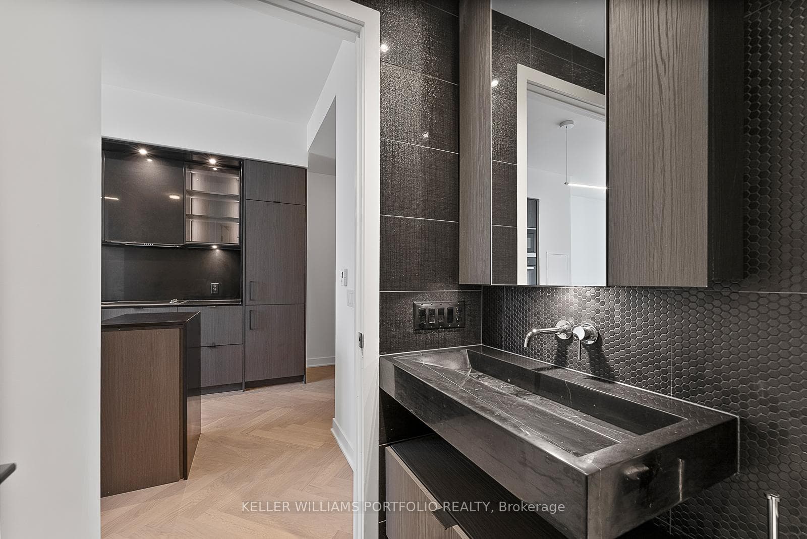11 Yorkville Avenue Unit 2907 photo 22