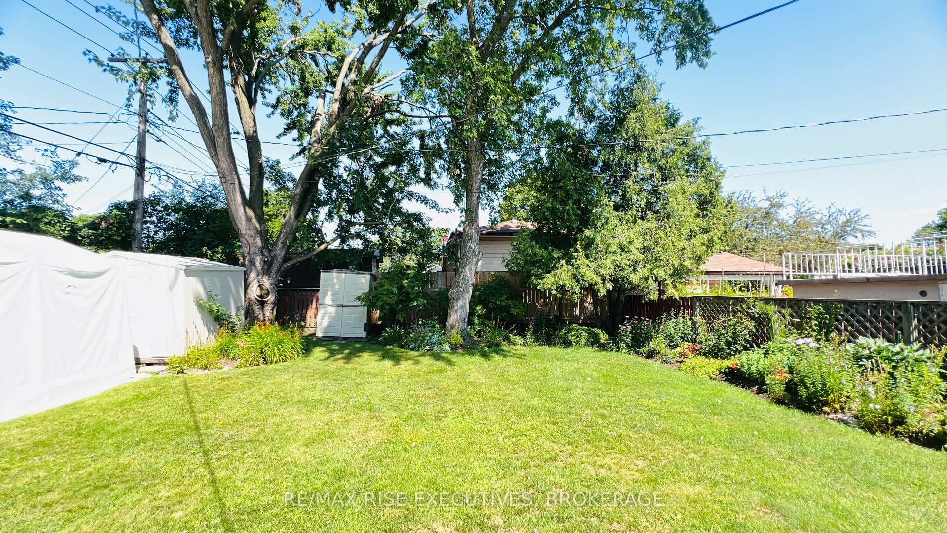 61 Conacher Drive photo 38