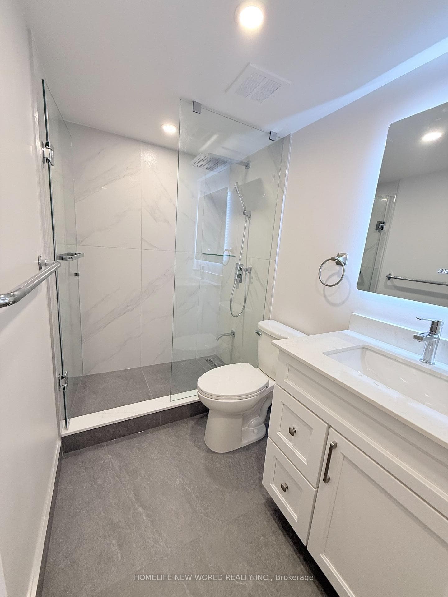 65 Spring Garden Avenue Unit 2208 photo 13