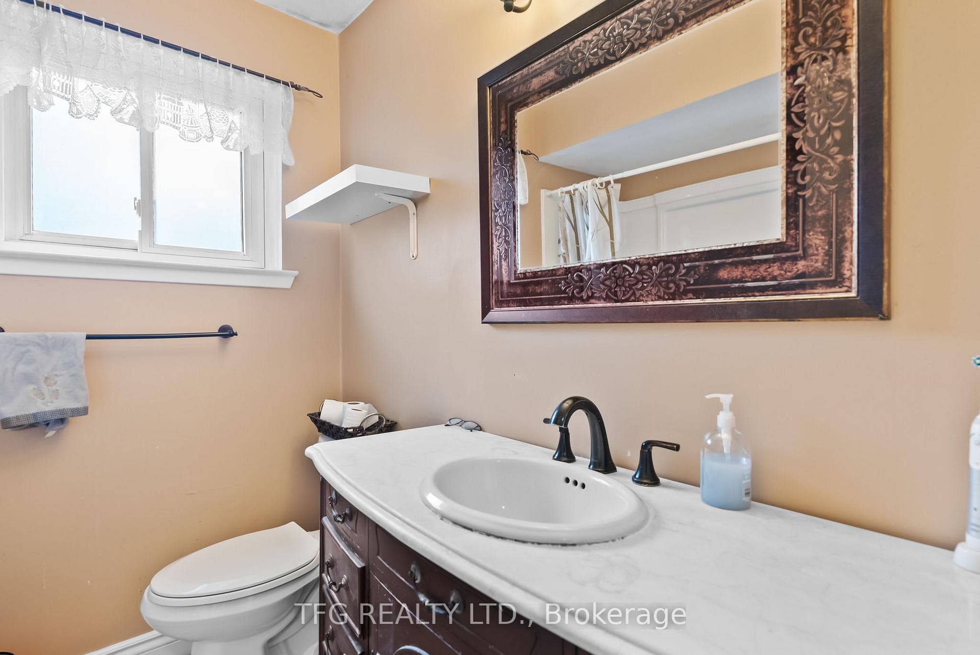27 Rosalynne Avenue photo 16