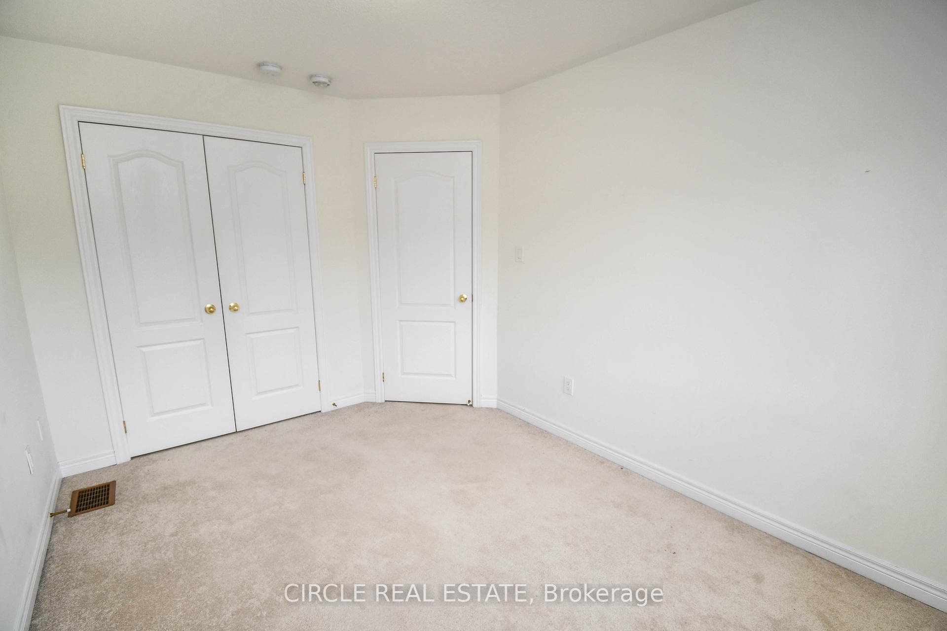 58 Greenwood Drive photo 27