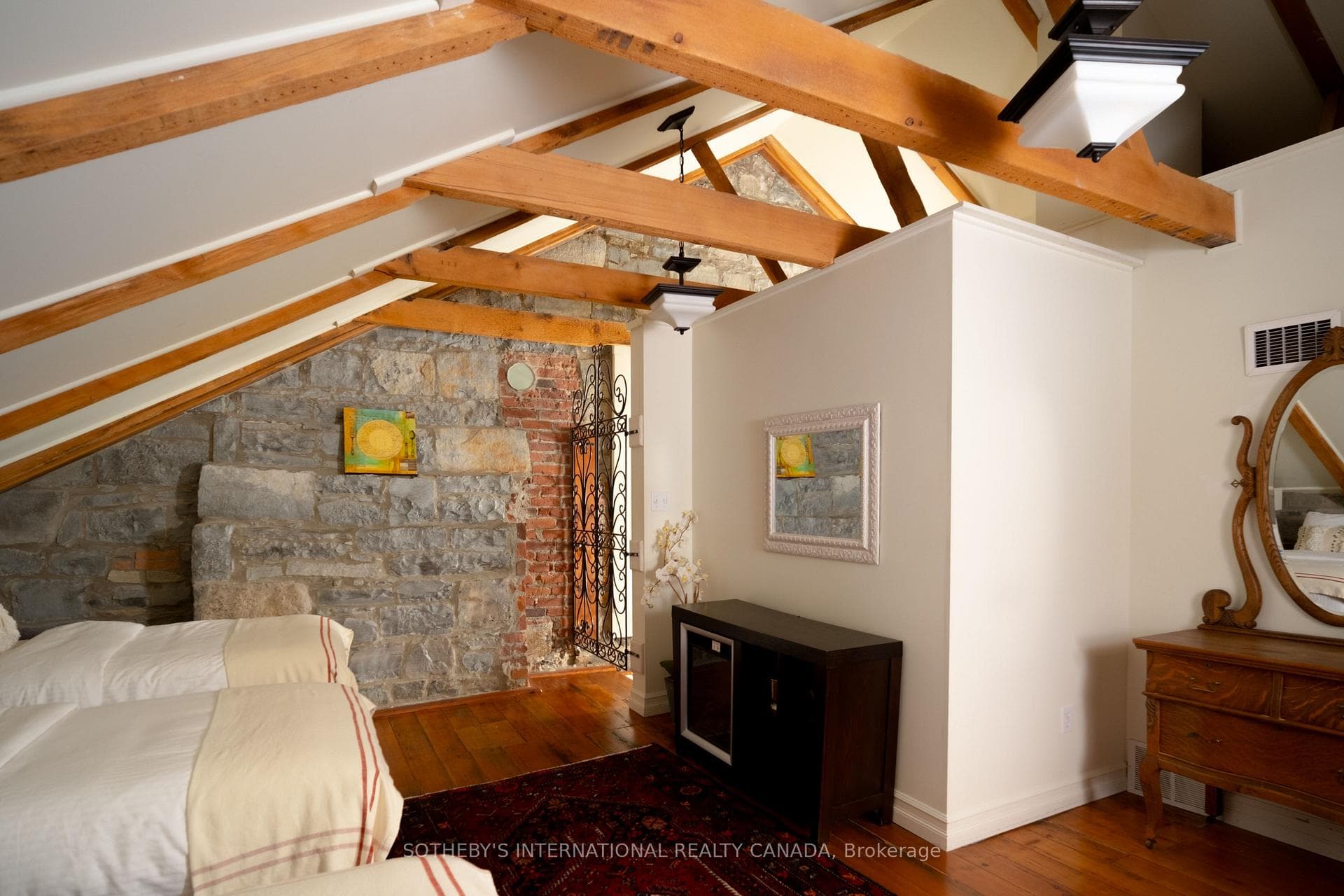 Chapel Suite
