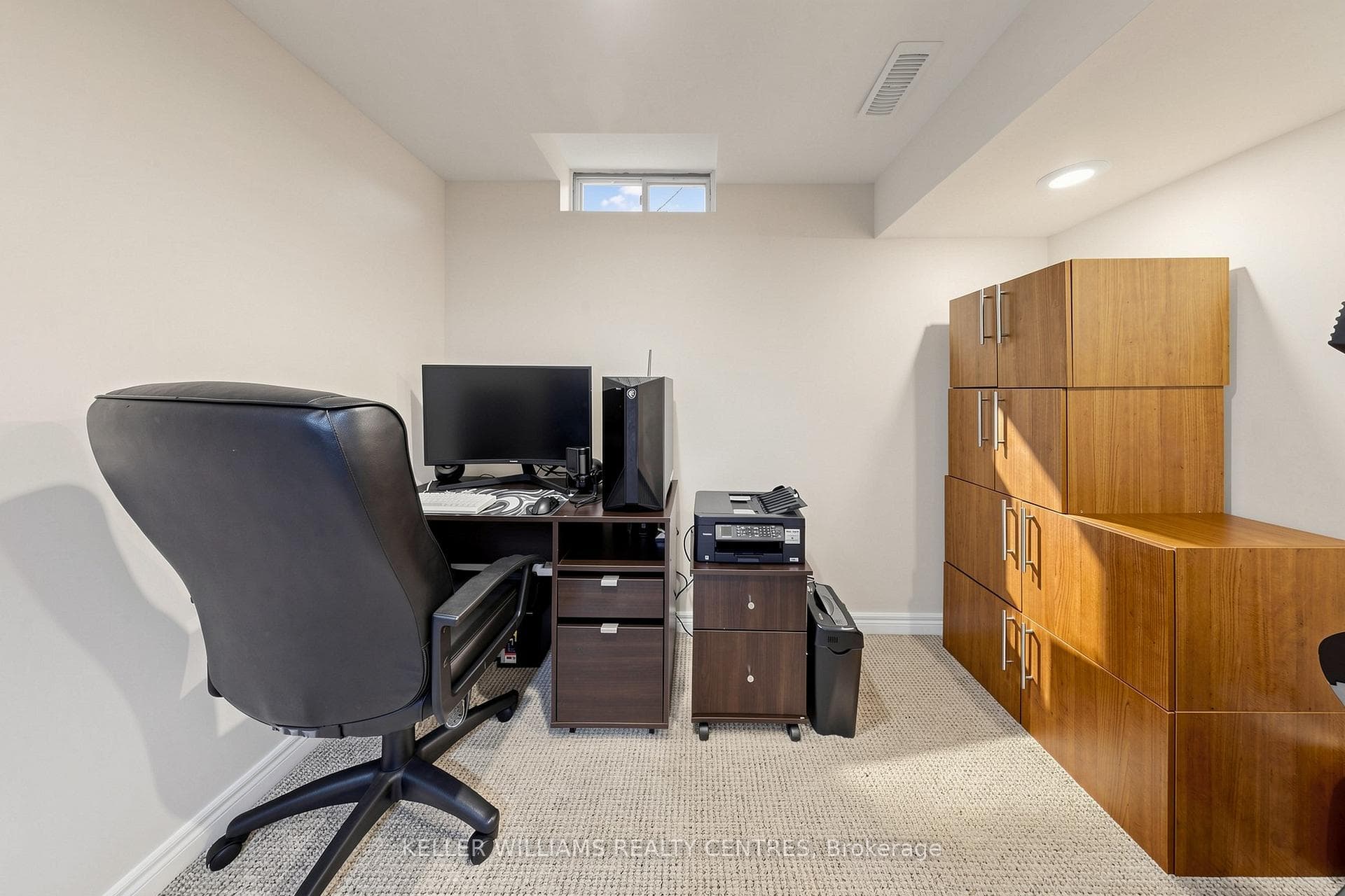 118 Woodroof Crescent photo 26