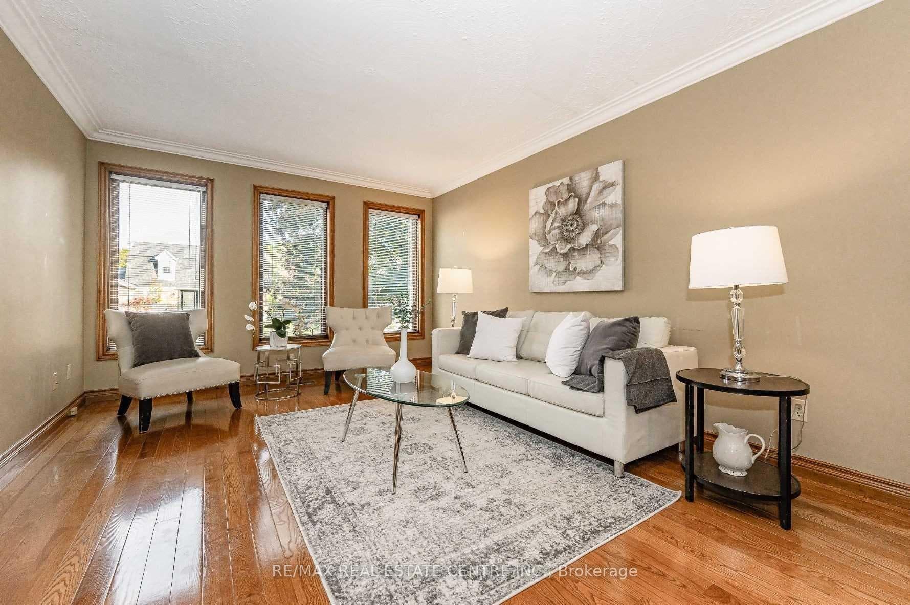 28 Walnut Drive photo 17