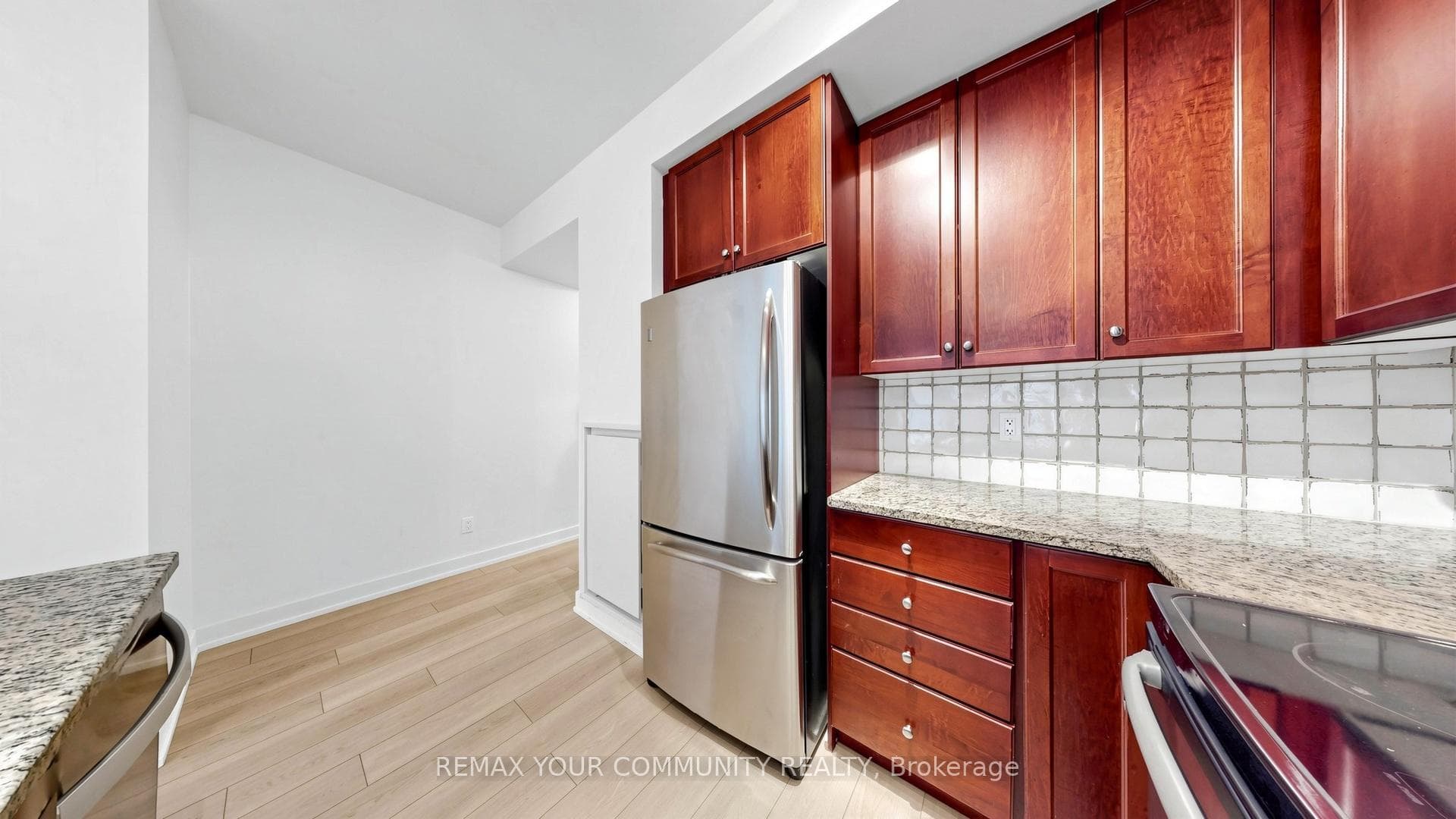 438 King Street Unit 310 photo 16