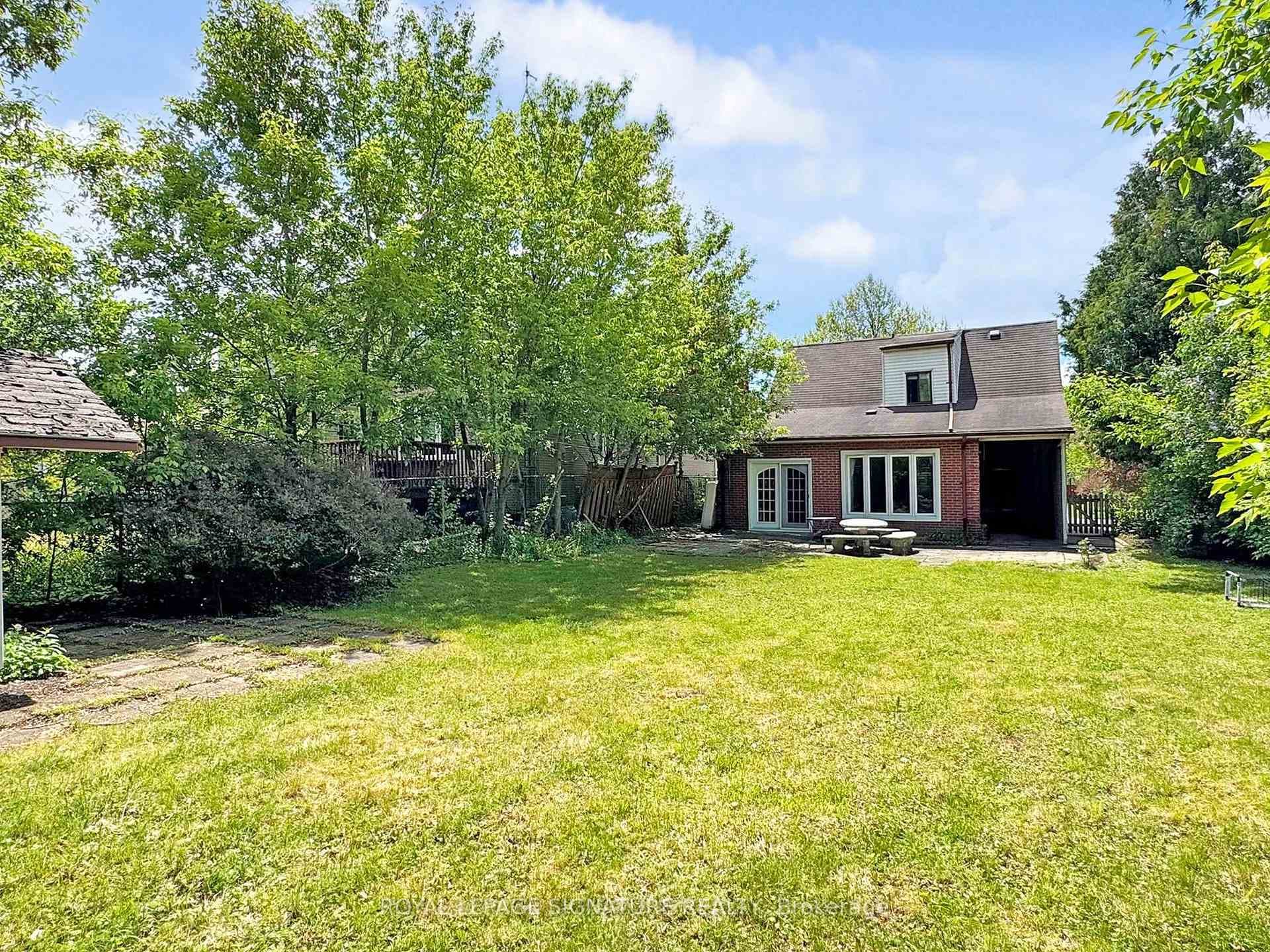 118 Moore Park Avenue photo 42