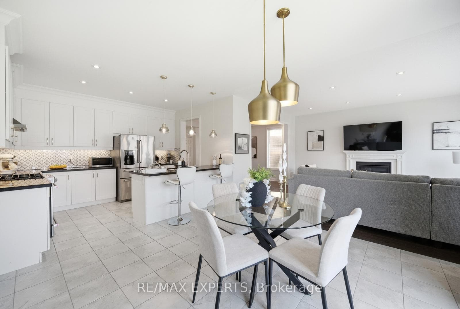 37 Schwalm Crescent photo 17