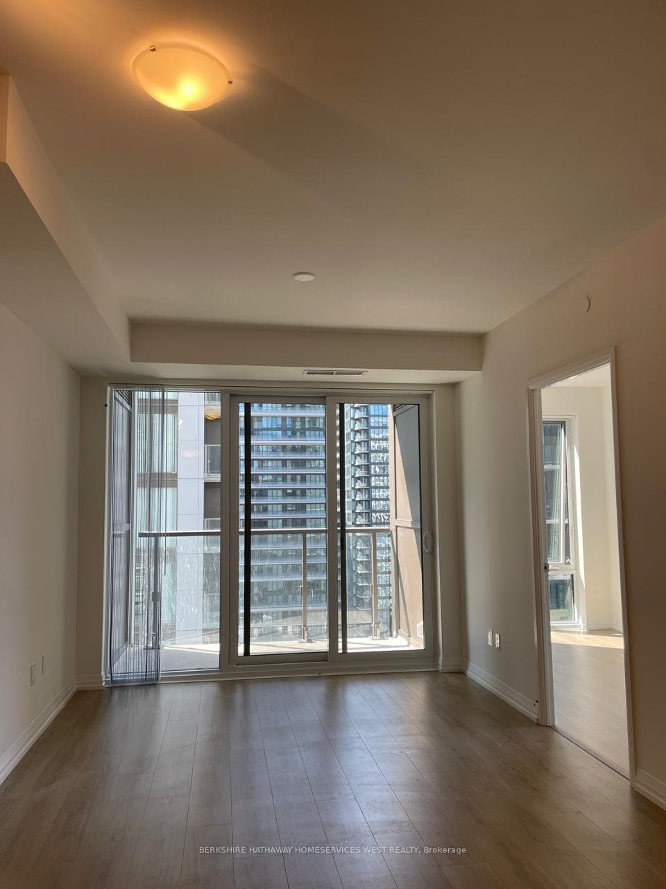 28 Widmer Street Unit 3523 photo 5