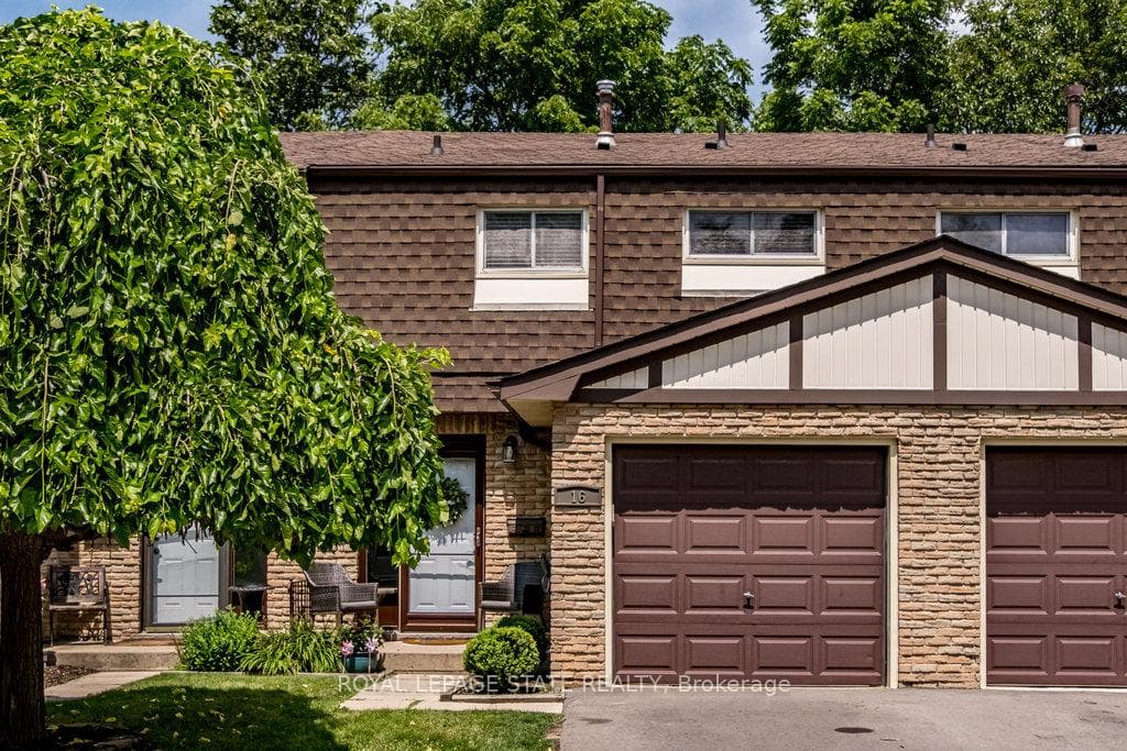 300 Rexford Drive Unit 16 photo 2