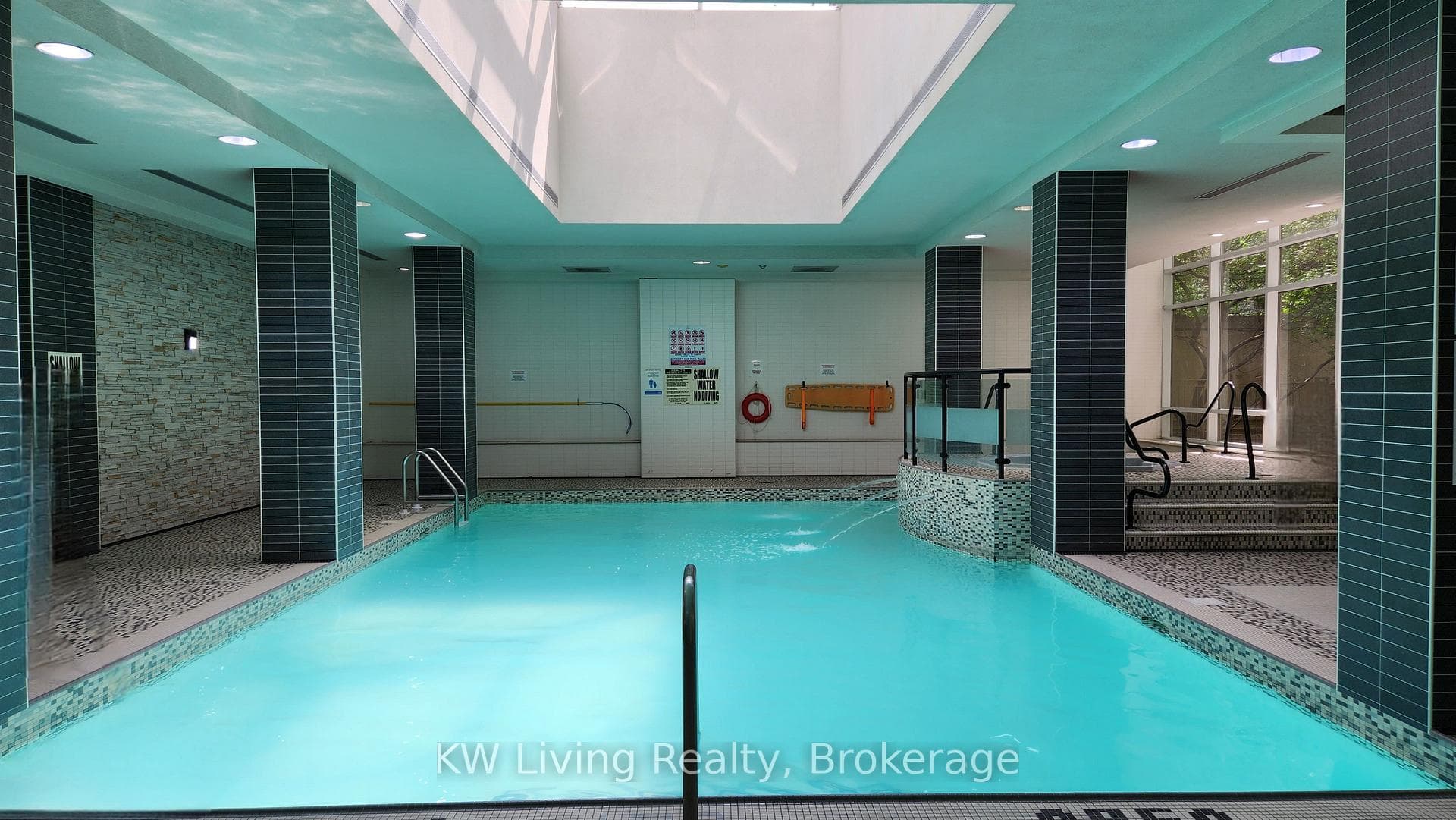 310 Burnhamthorpe Road Unit 3402 photo 28