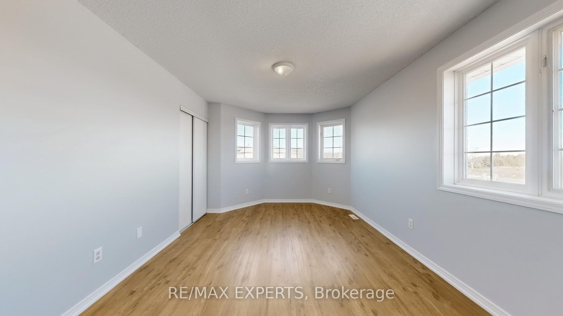 1373 Benson Street photo 30