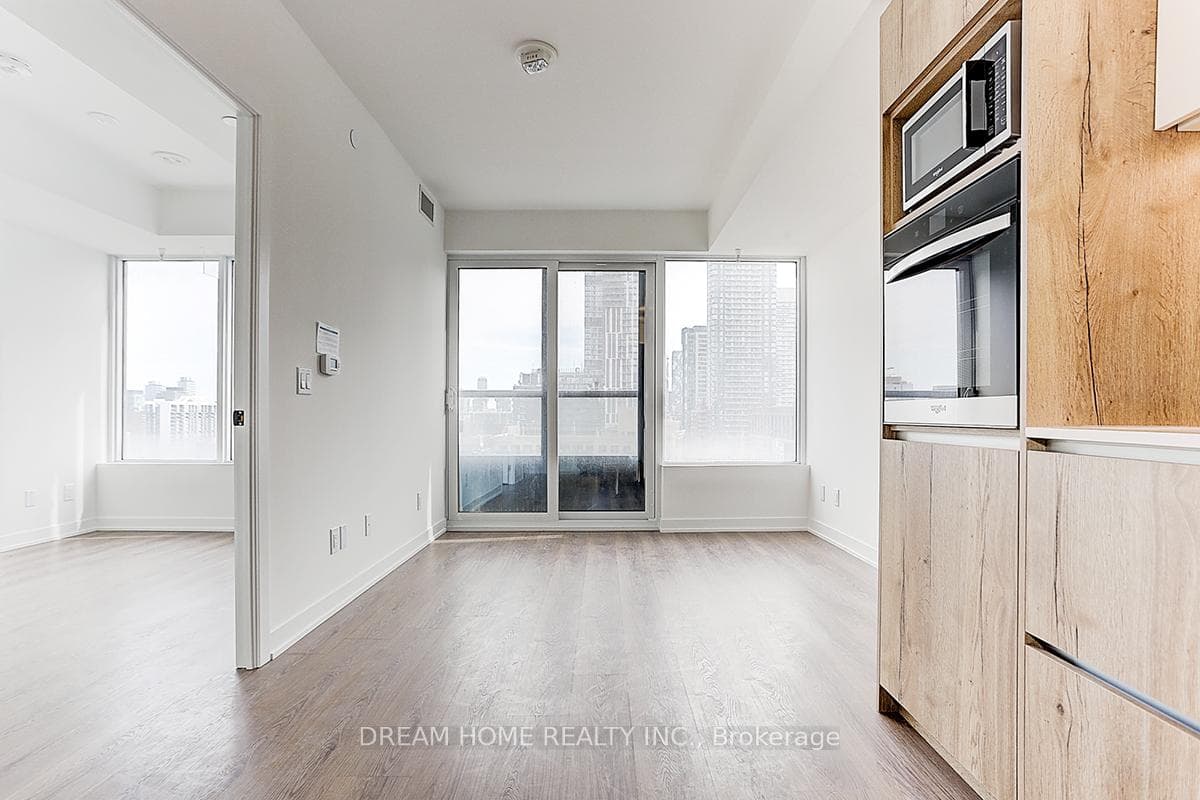319 jarvis Street Unit 1116 photo 23