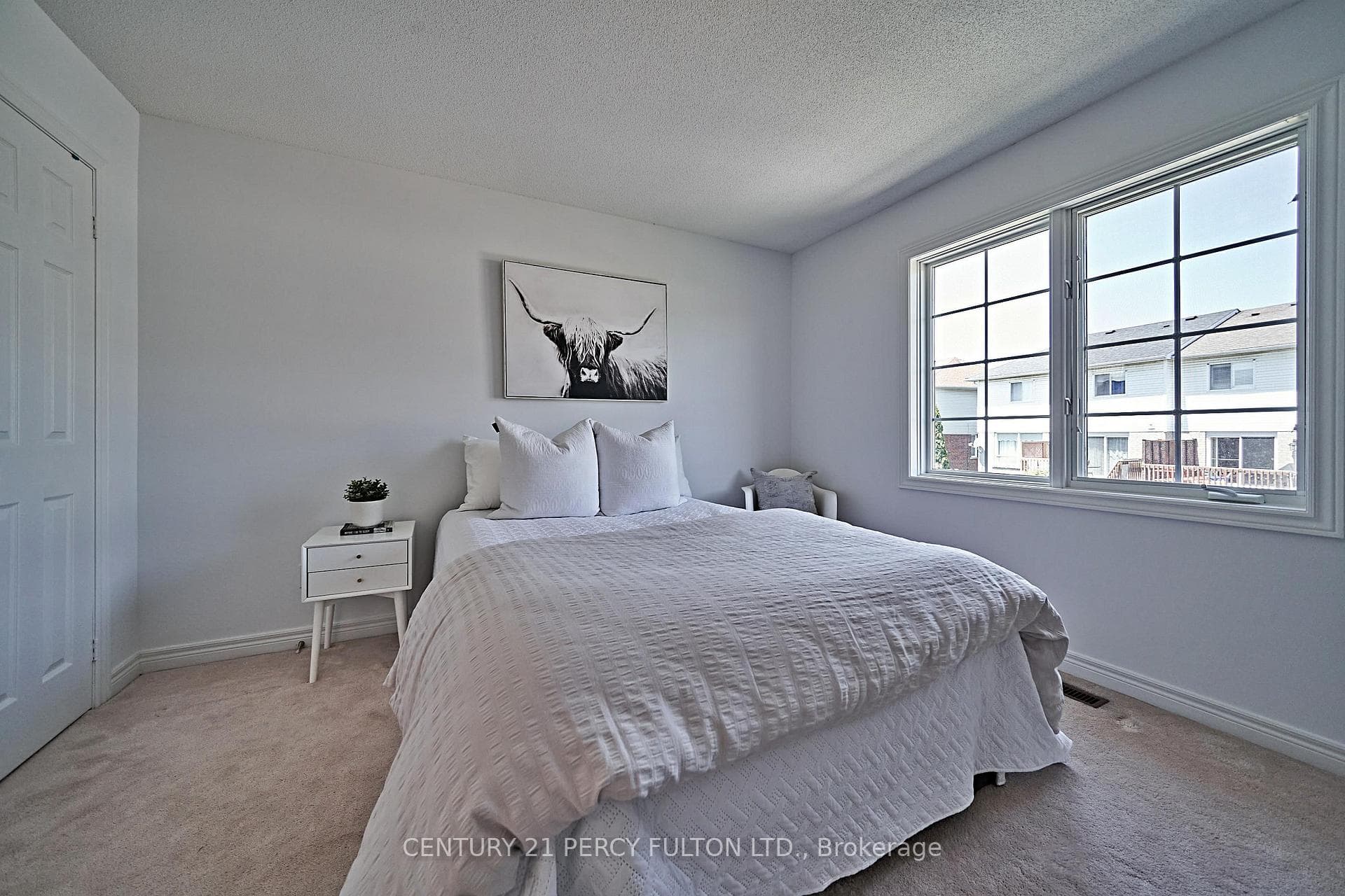 90 Bowles Drive photo 24