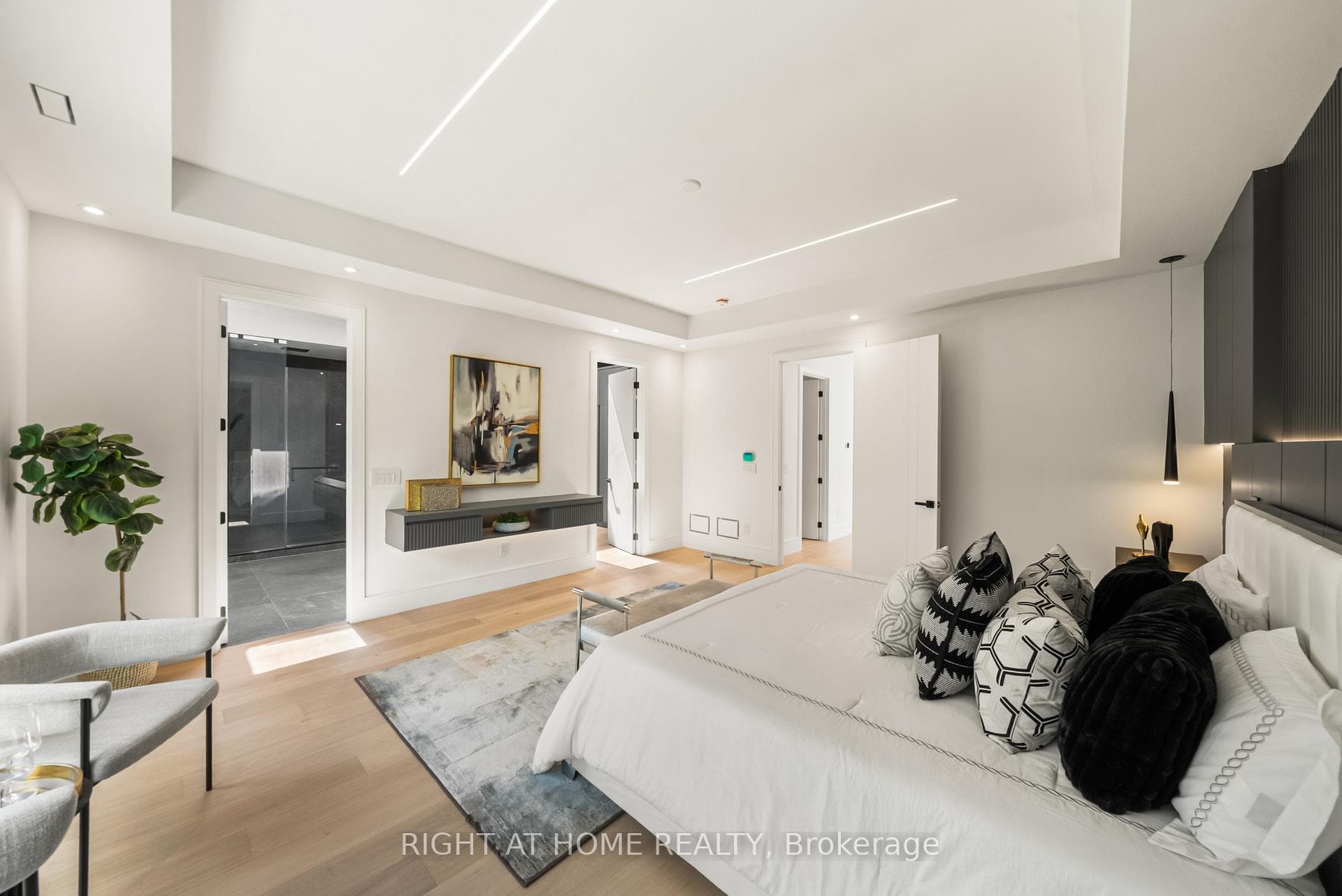 1209 Canterbury Road photo 24