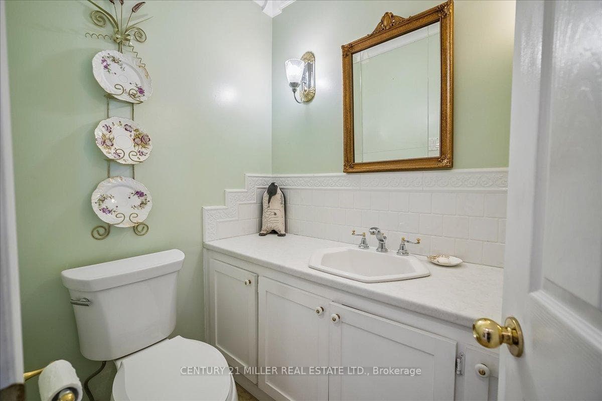 5 Cortina Crescent photo 12