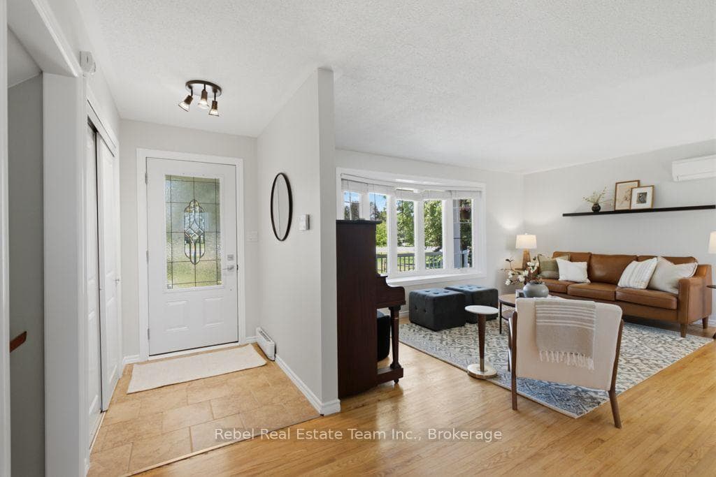 615 HAMILTON Road photo 5