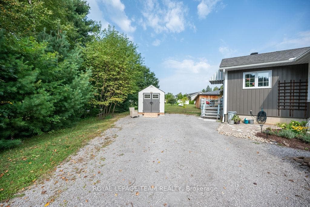 33 JACKPINE Street photo 43
