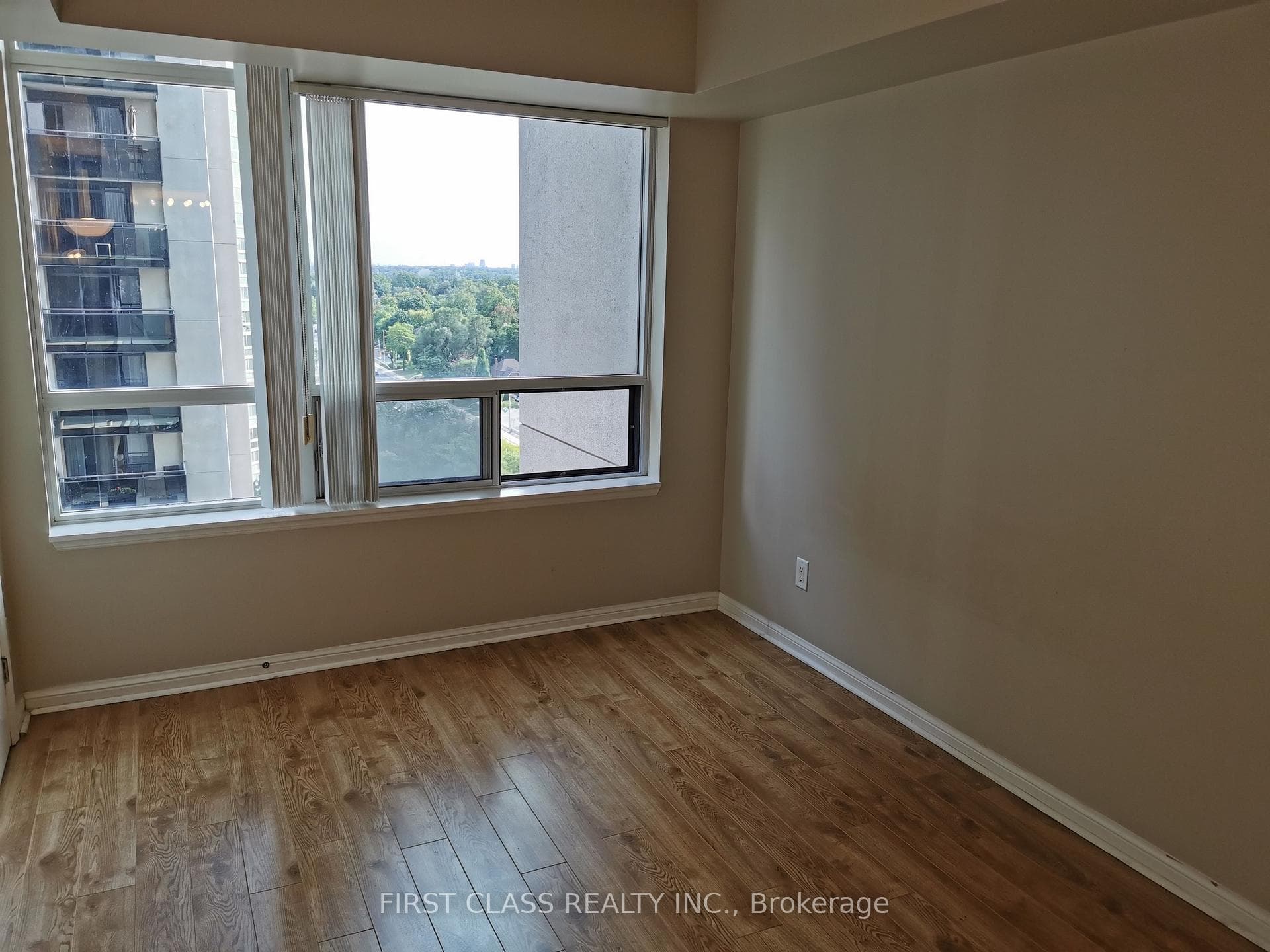 153 Beecroft Road Unit 1511 photo 5