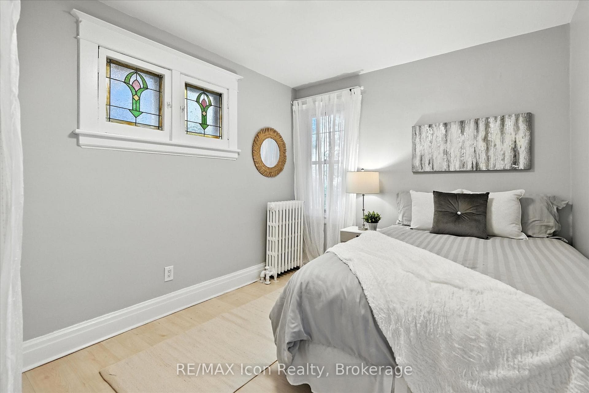 1047 Main Street photo 8