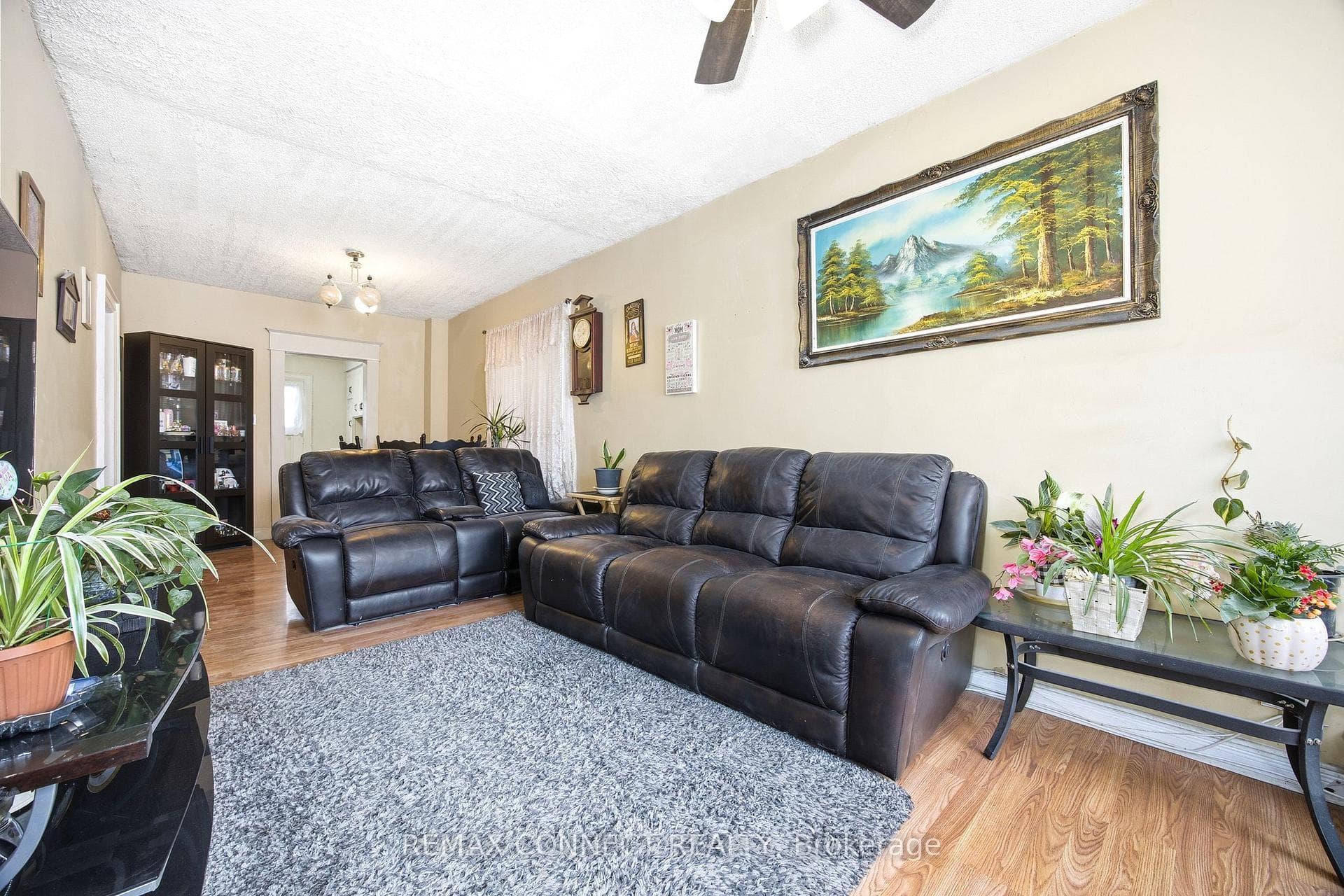 174 Aileen Avenue photo 3