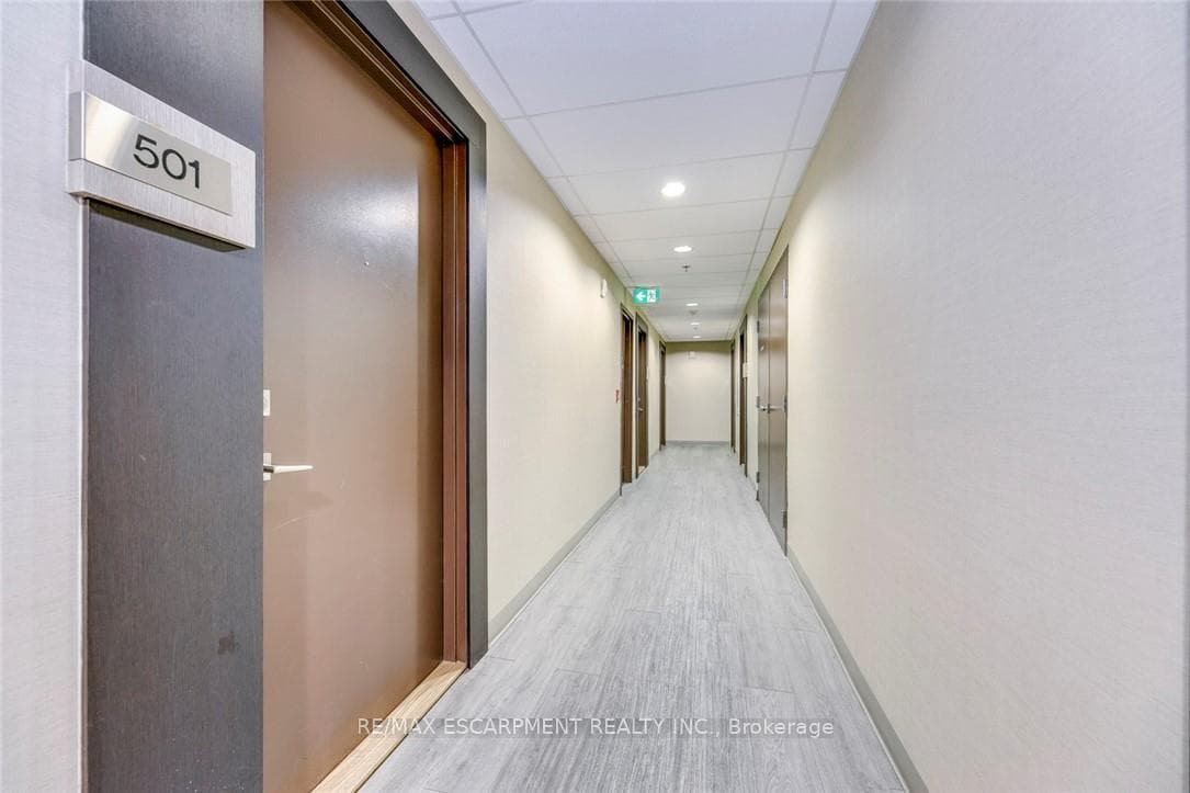 5001 Corporate Drive Unit 501 photo 7