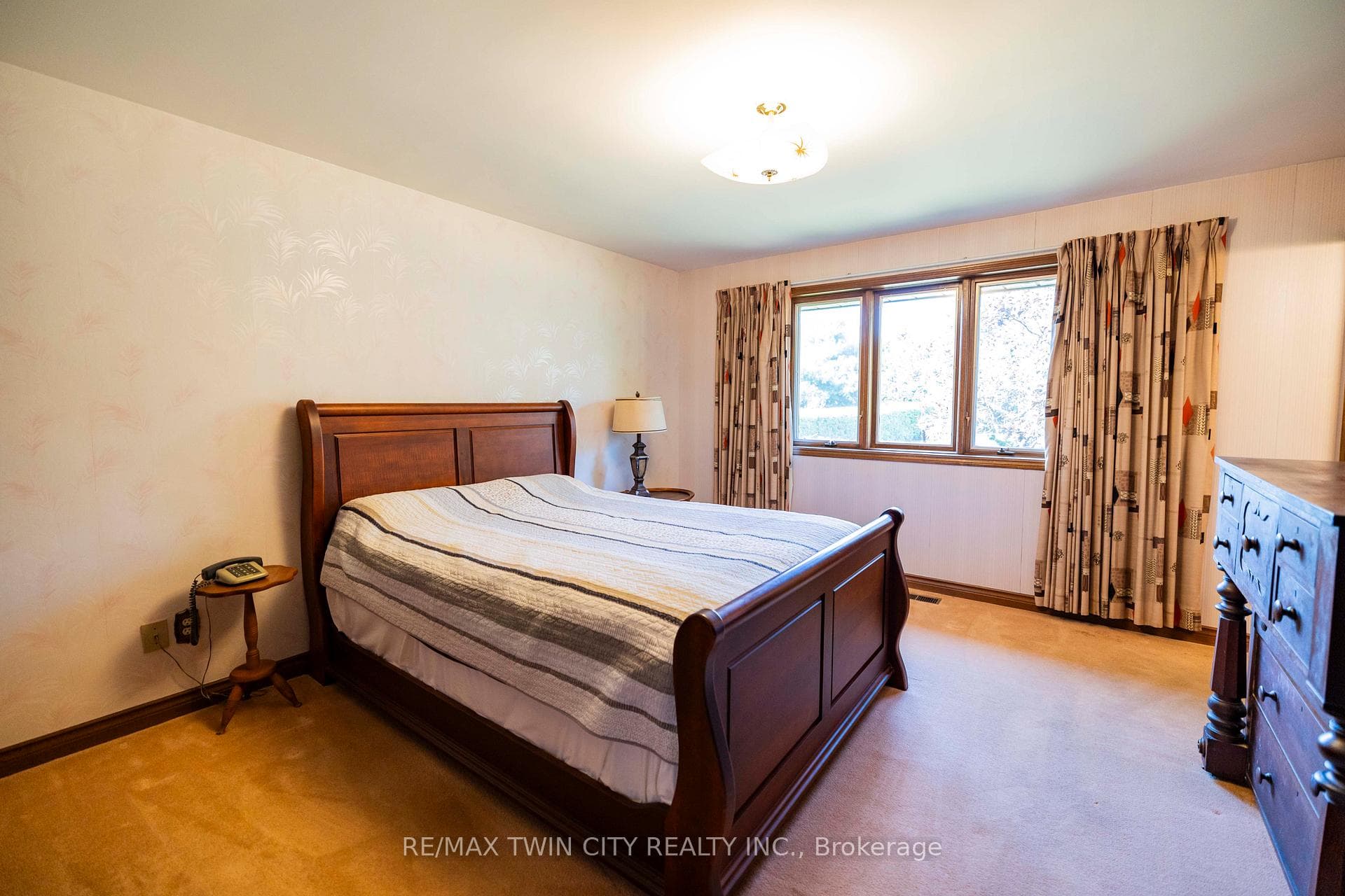 7 KIMBERLEY Road photo 26