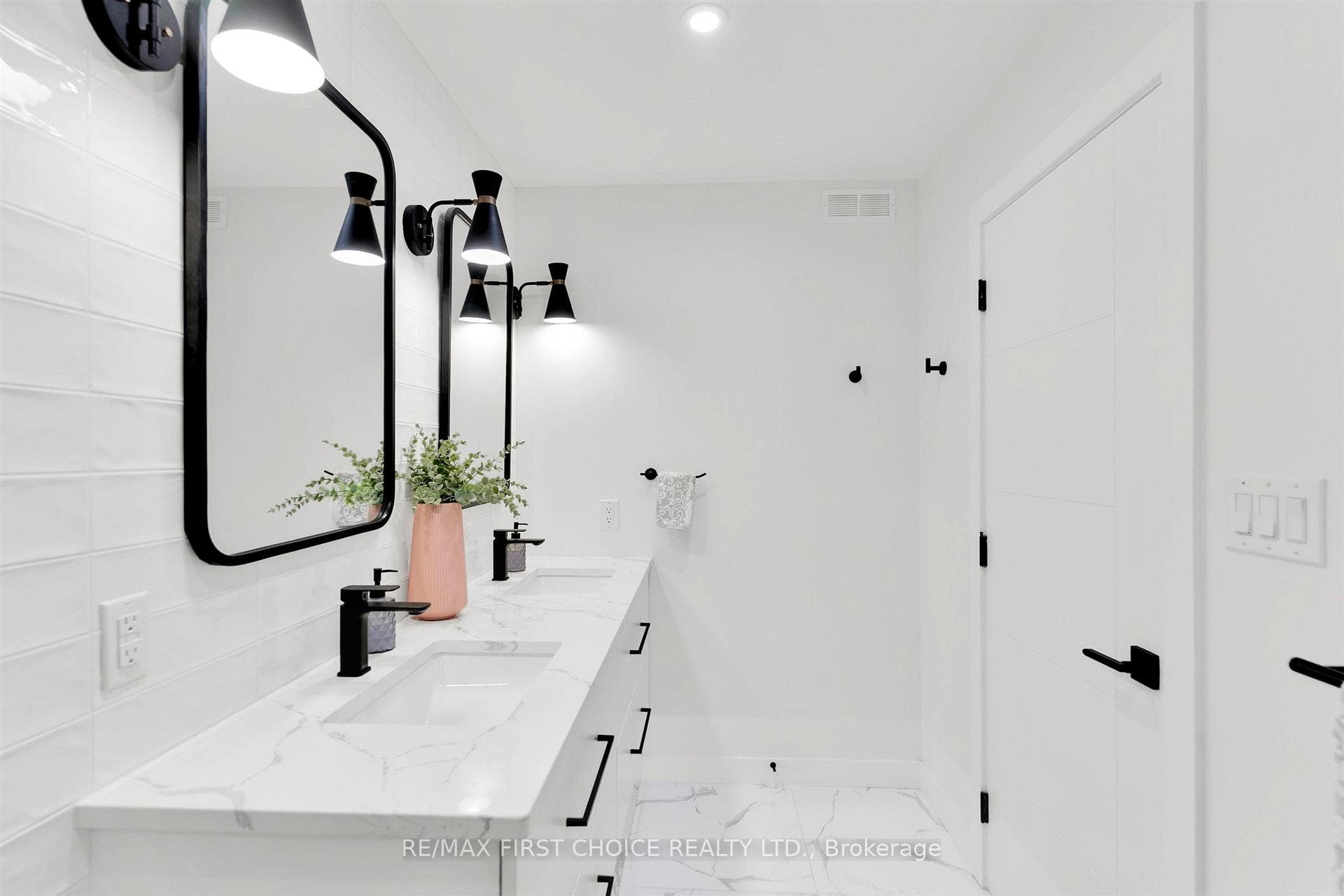 419 Ruby Court photo 26