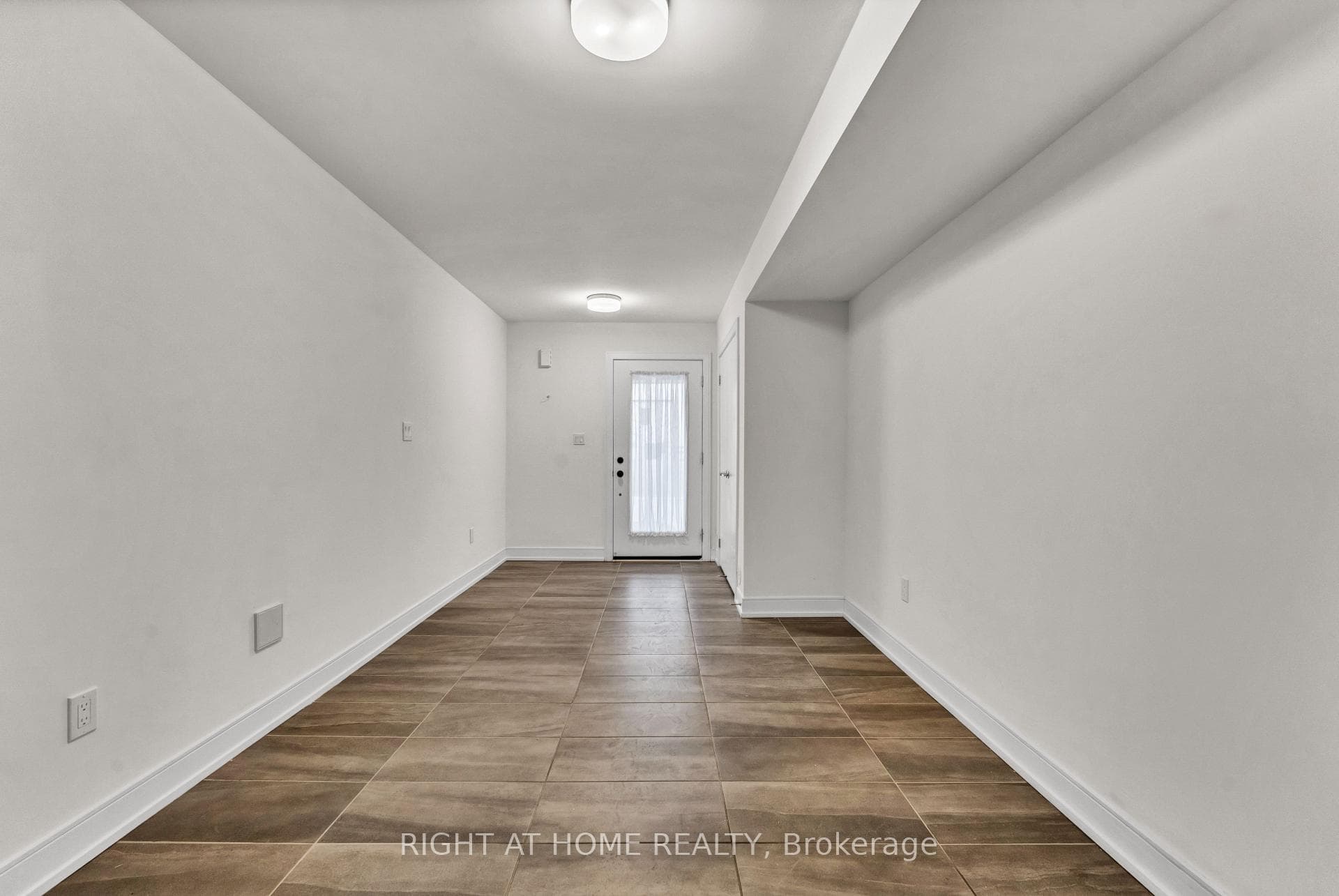 1391 Clarriage Court photo 27