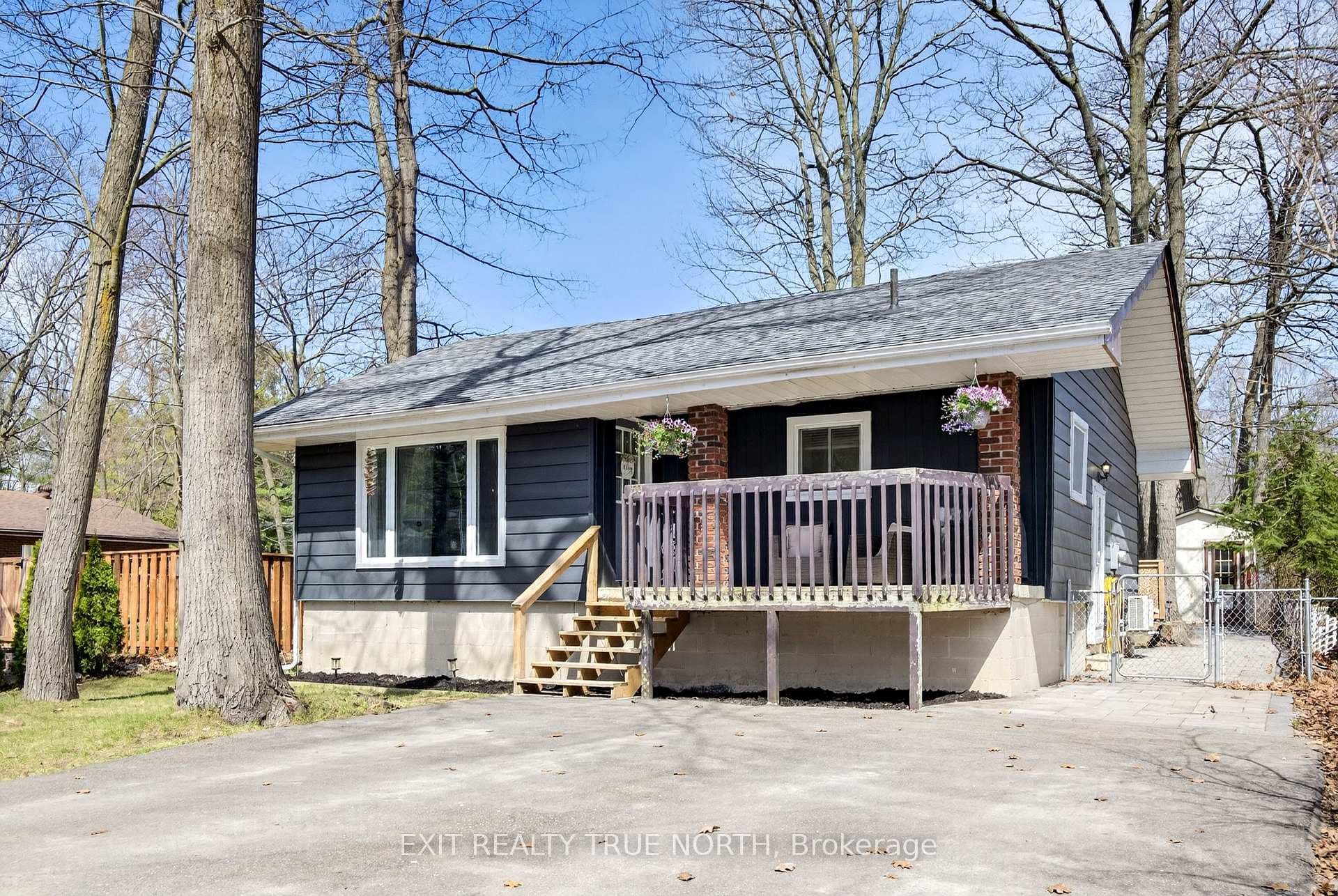 70 Knox Road photo 1