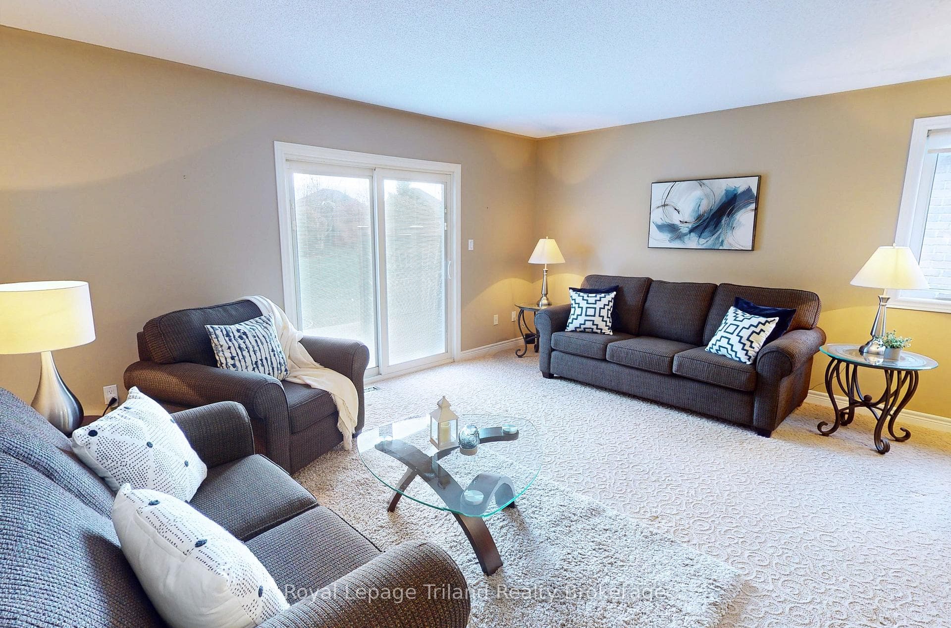23 Hogarth Drive photo 15