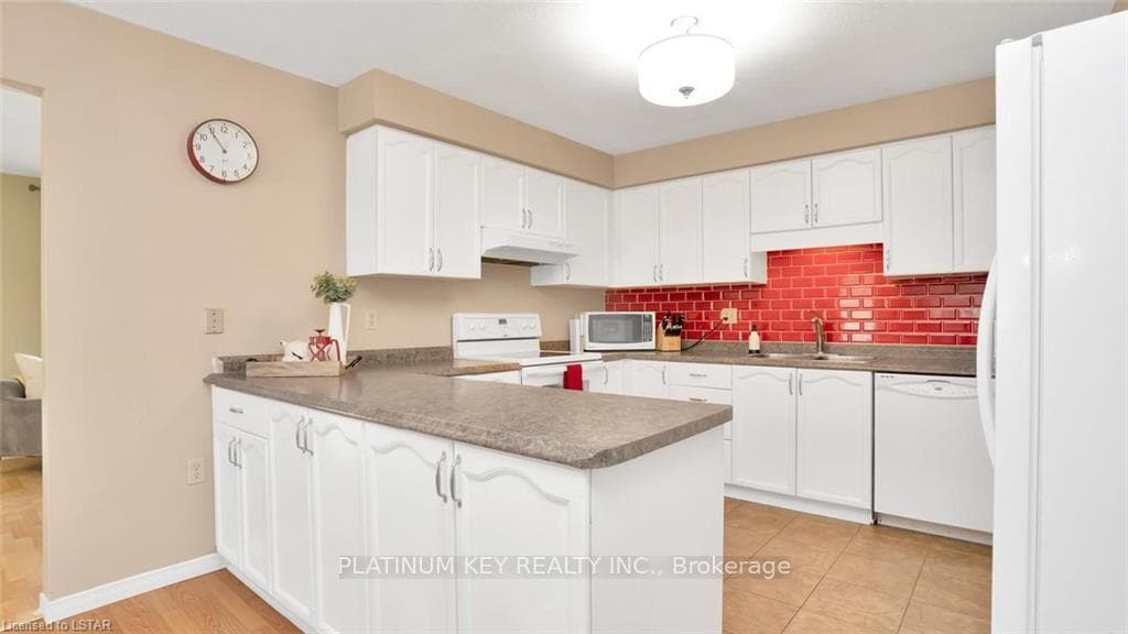 368 MCKELLAR Street photo 12