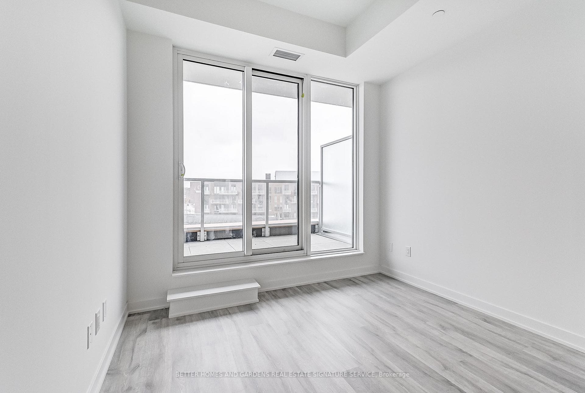 220 Missinnihe Way Unit 515 photo 15