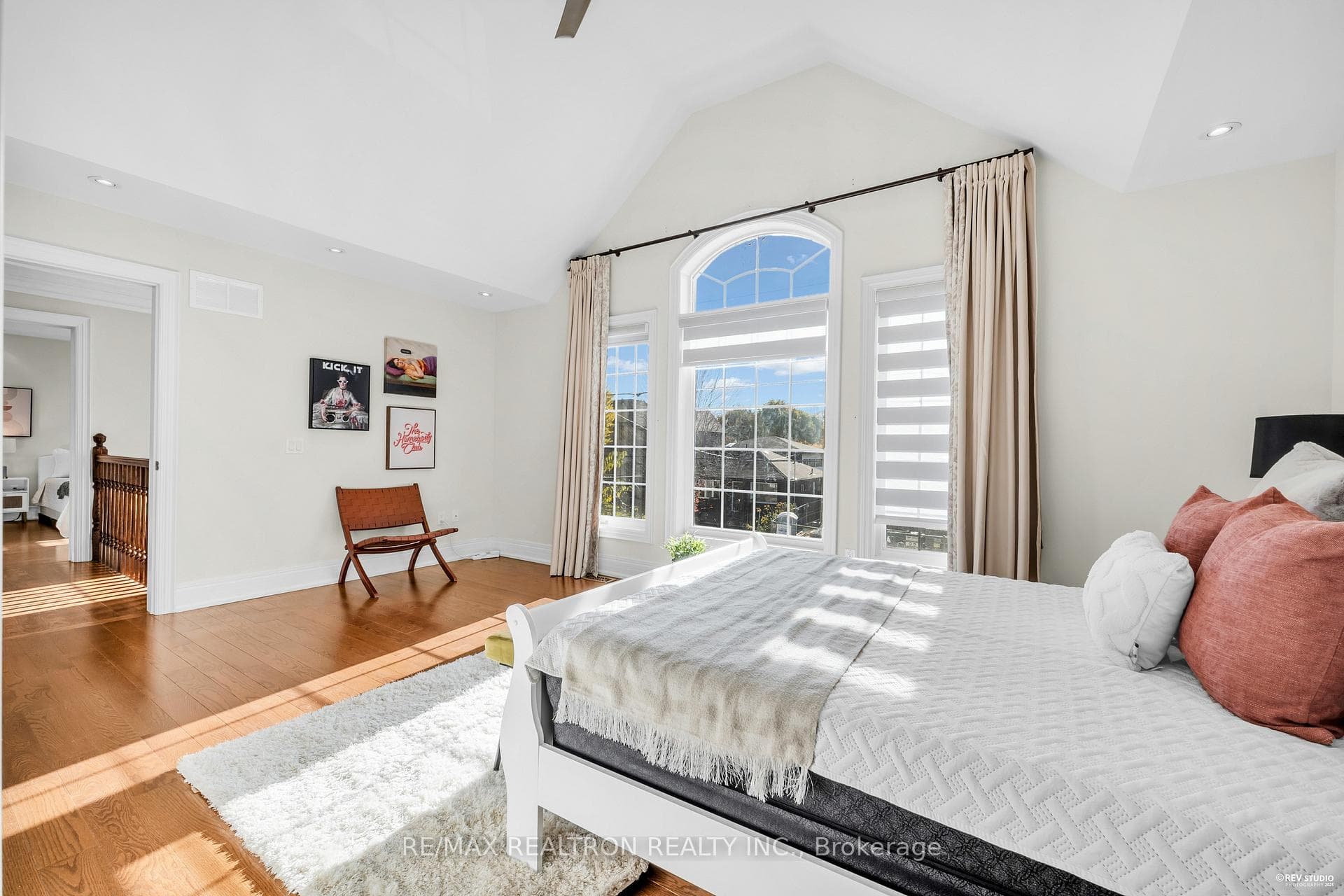 170 Florence Avenue photo 30