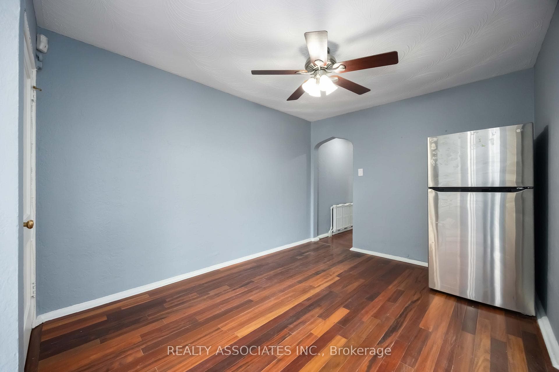 162 Millwood Road photo 8