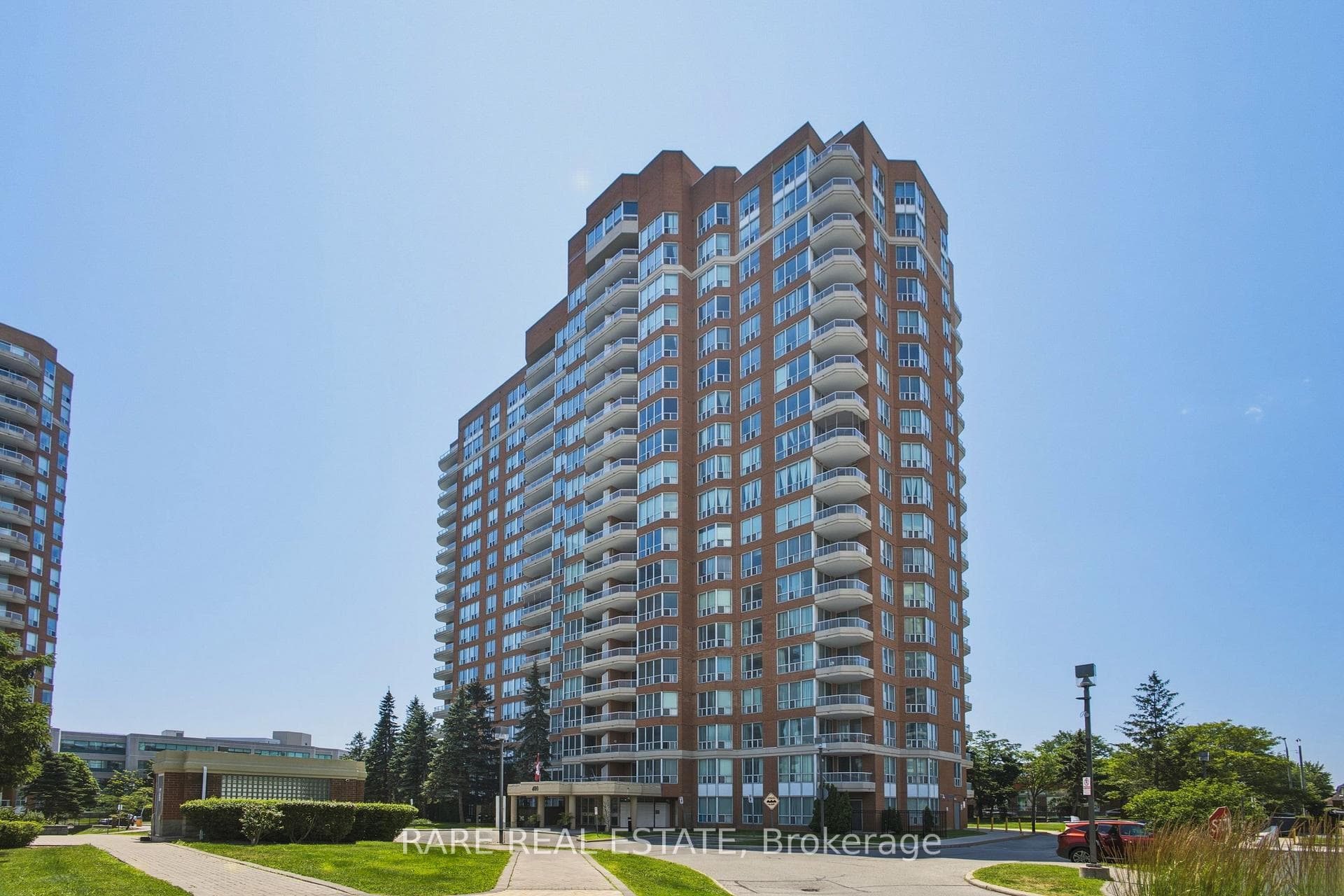 400 Mclevin Avenue Unit 1807 photo 1