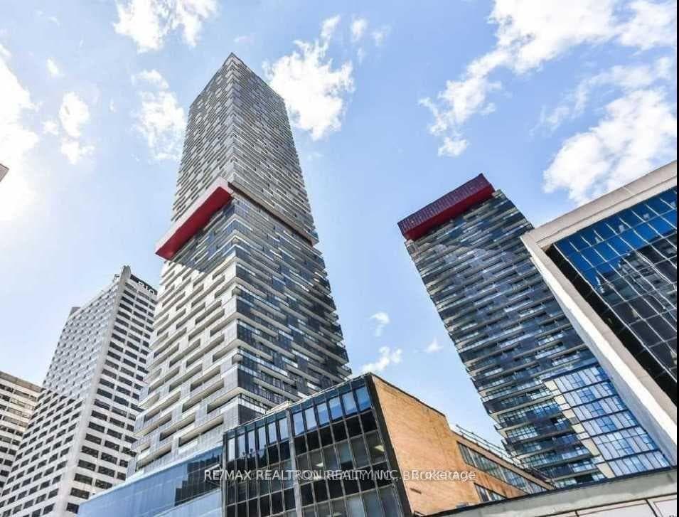 8 Eglinton Avenue Unit 4311 photo 1