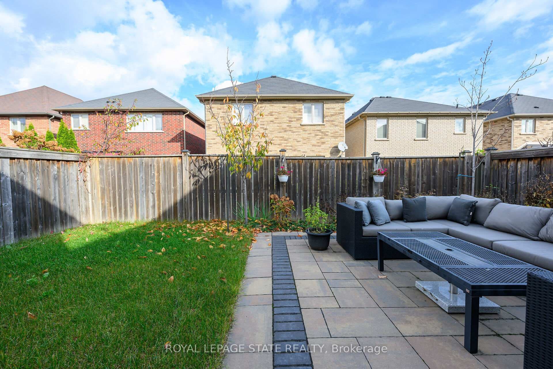 23 Edgeview Drive photo 39