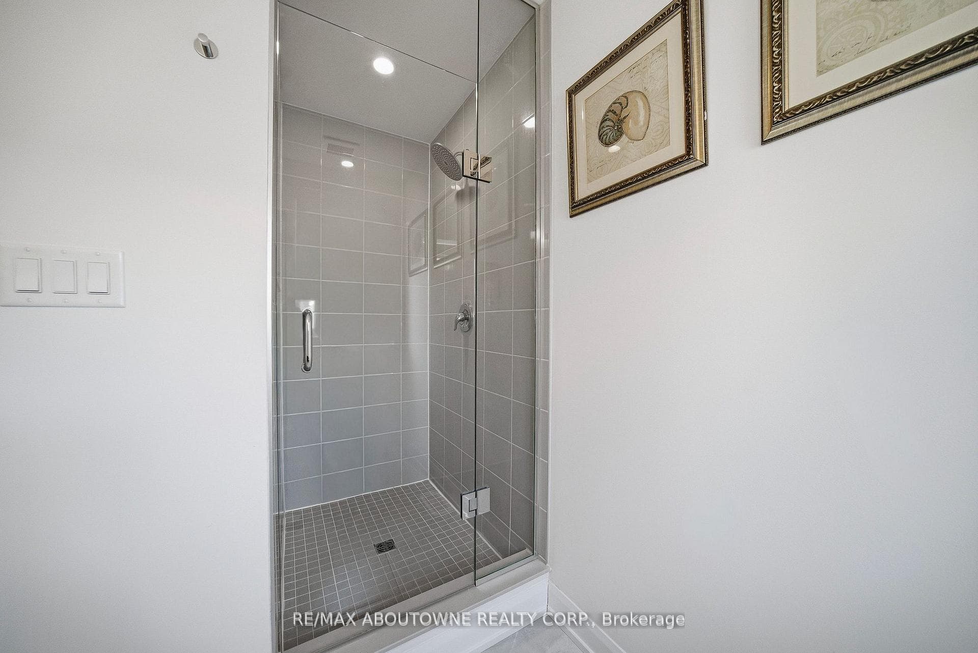 37 Riesling Street photo 20