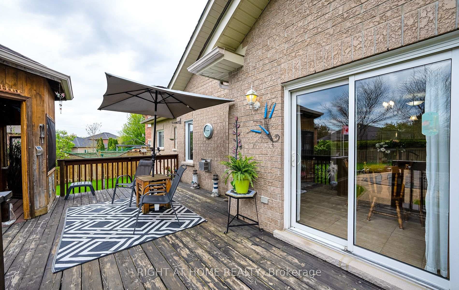 35 Sadler Crescent photo 9
