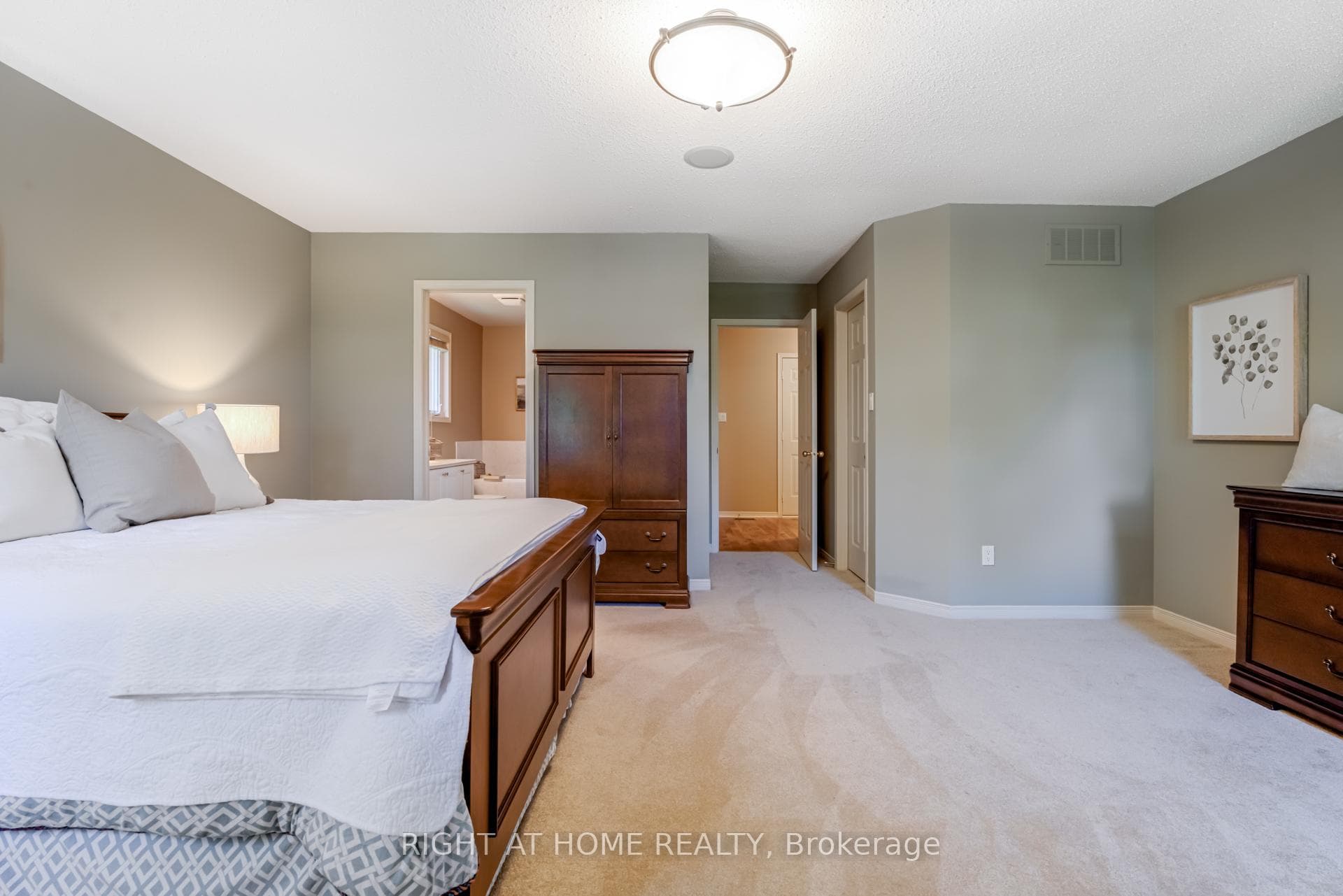 506 Flagstone Court photo 16