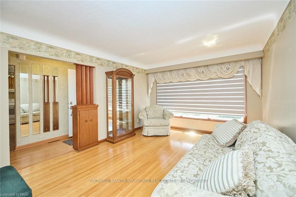 69 EMPRESS Avenue photo 14