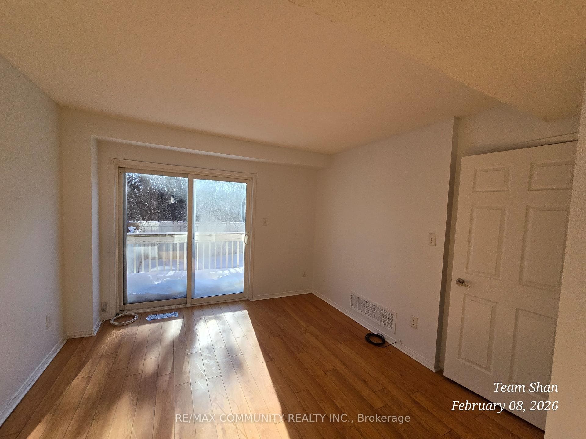 16 Bernard Avenue photo 20