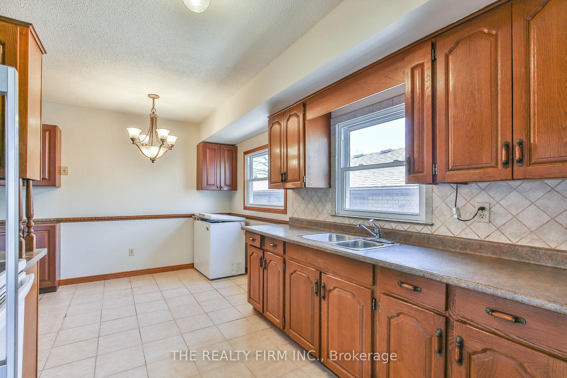 8 Quail Ridge Crescent photo 16