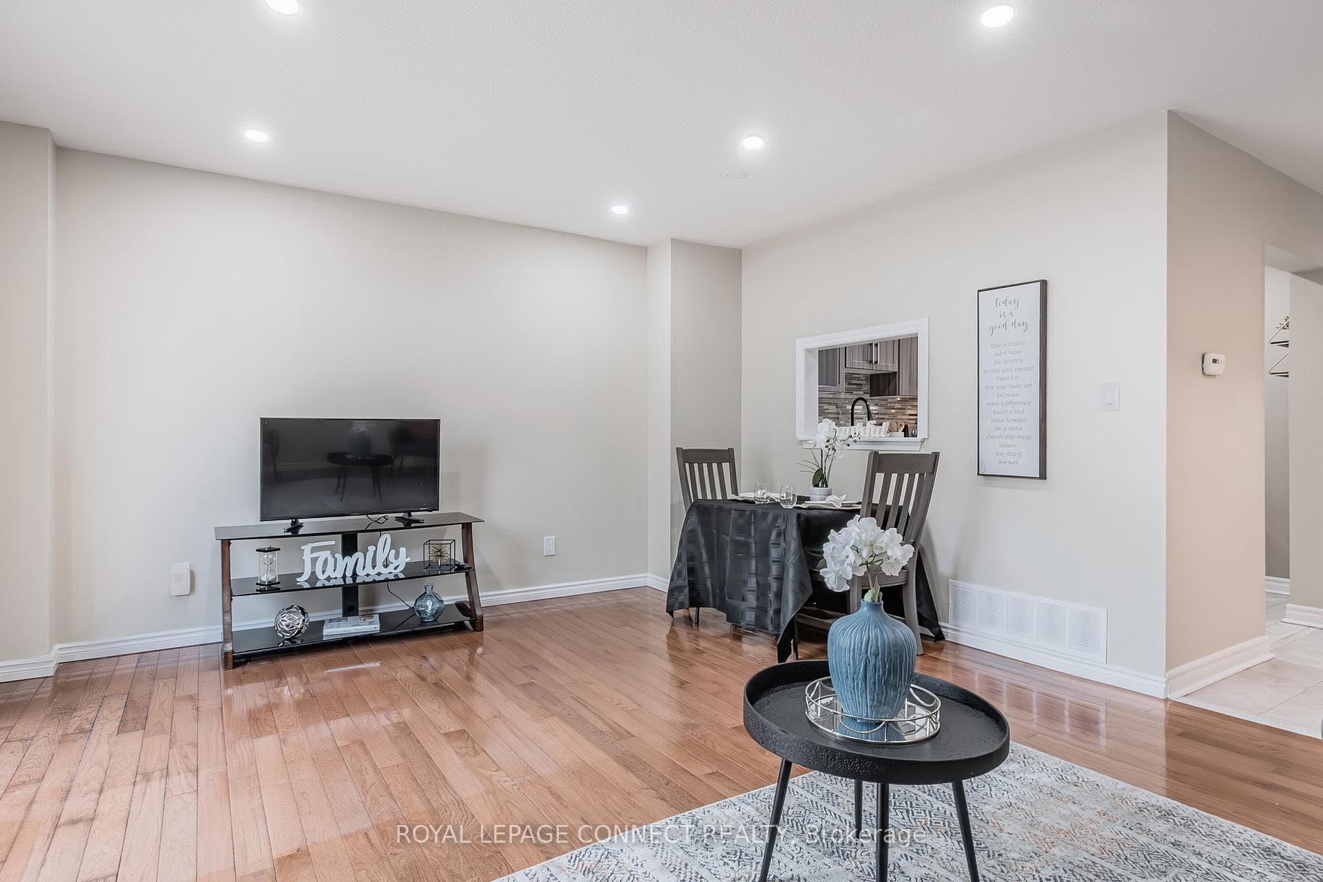 2451 Bridletowne Circle Unit 29 photo 9