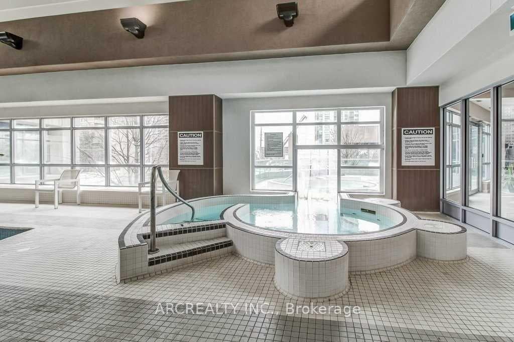 1 Elm Drive Unit 2310 photo 6