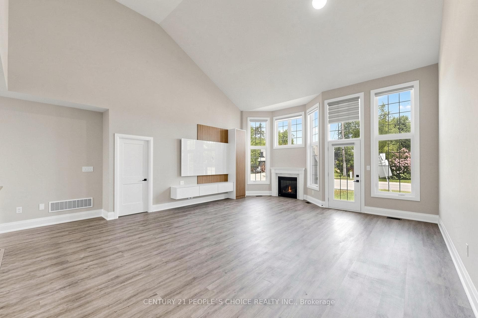 8 Durham Road photo 2
