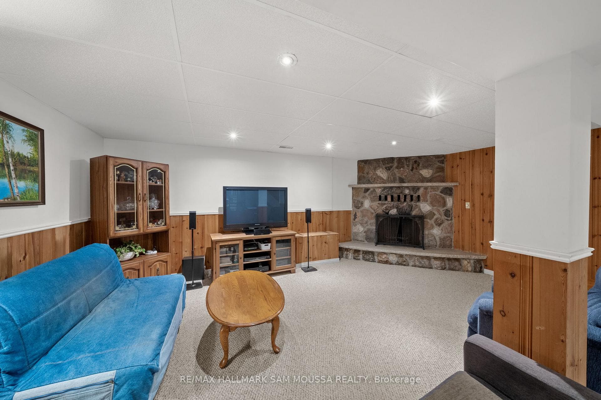 11 Springdale Crescent photo 29