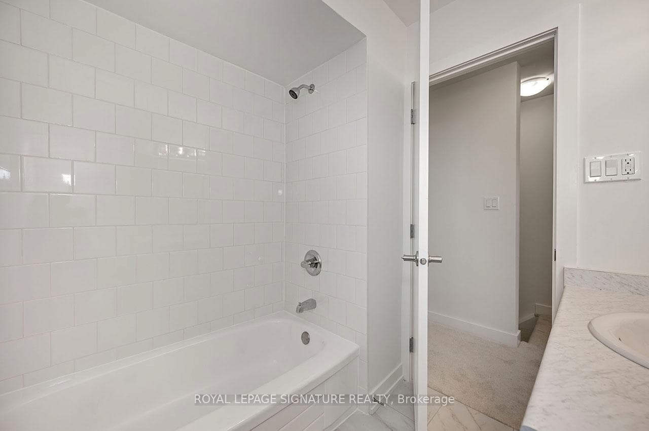 81 Woodman Drive photo 10