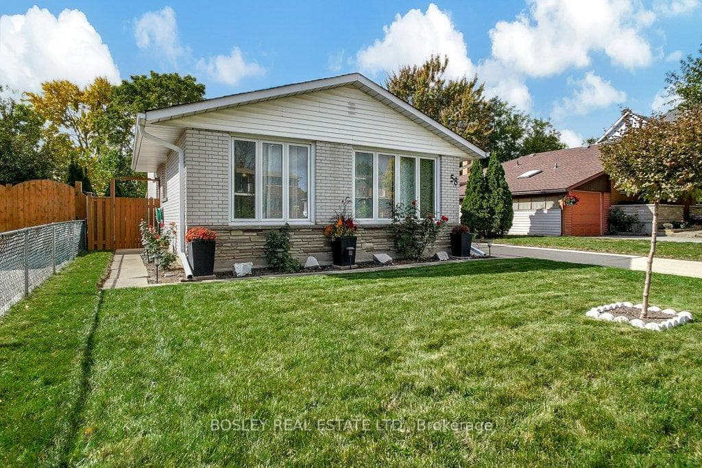 58 Secord Avenue photo 1