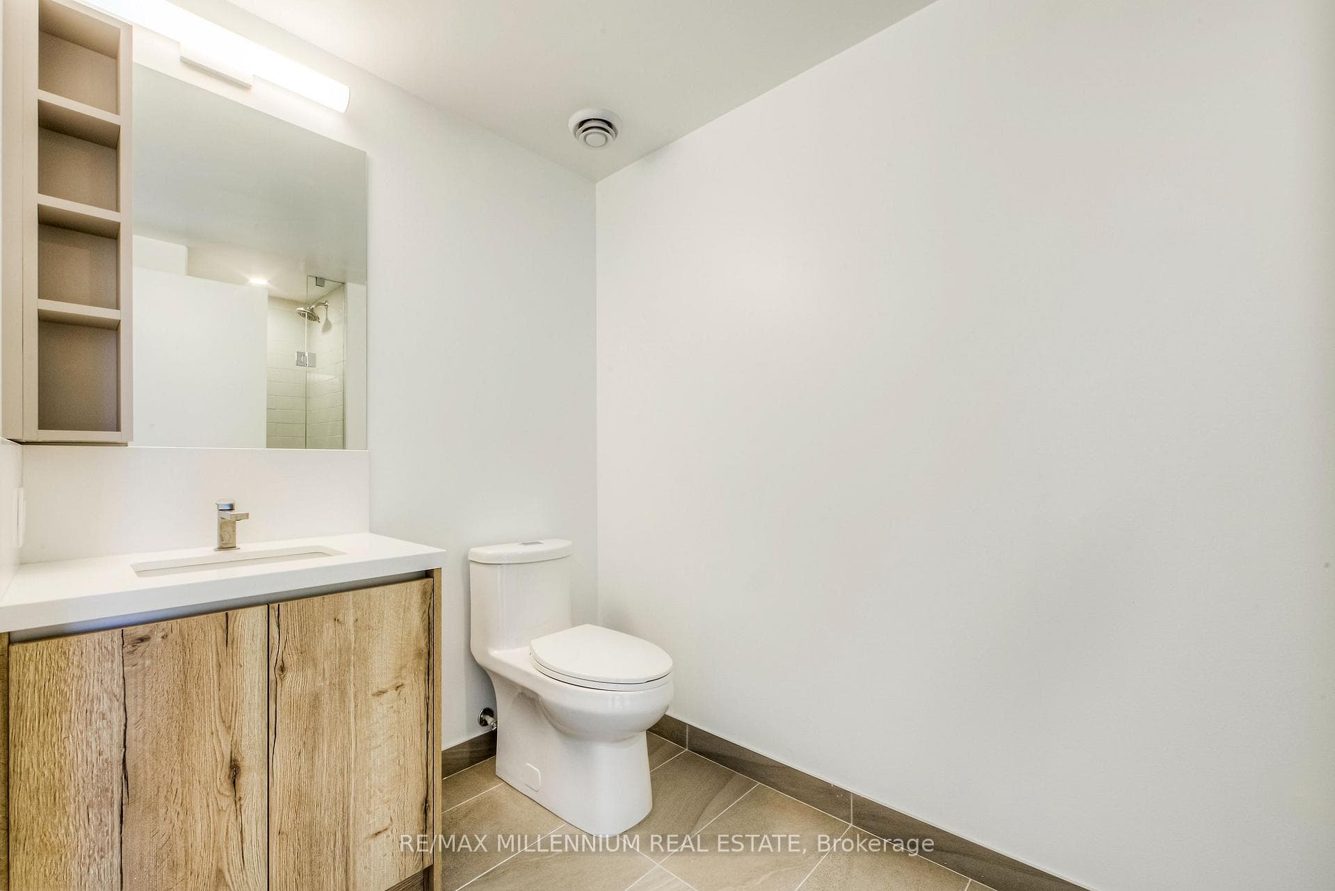 319 Jarvis Street Unit 1812 photo 11